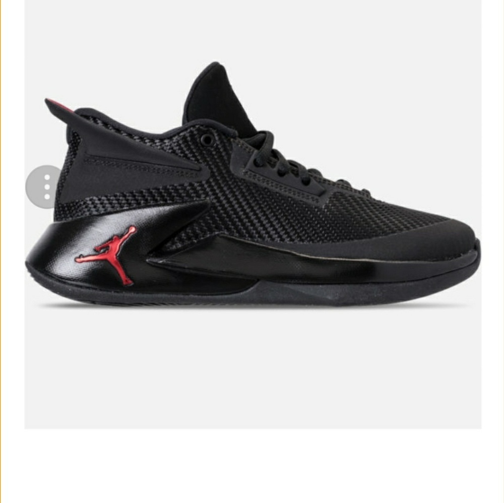 Boys big kids Jordan Fly Lockdown